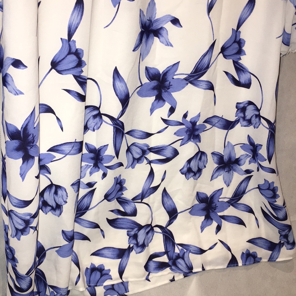 Joseph Ribkoff White And Blue Floral 3/4 Sleeve Dress | Size 10 - Picture 9 of 9